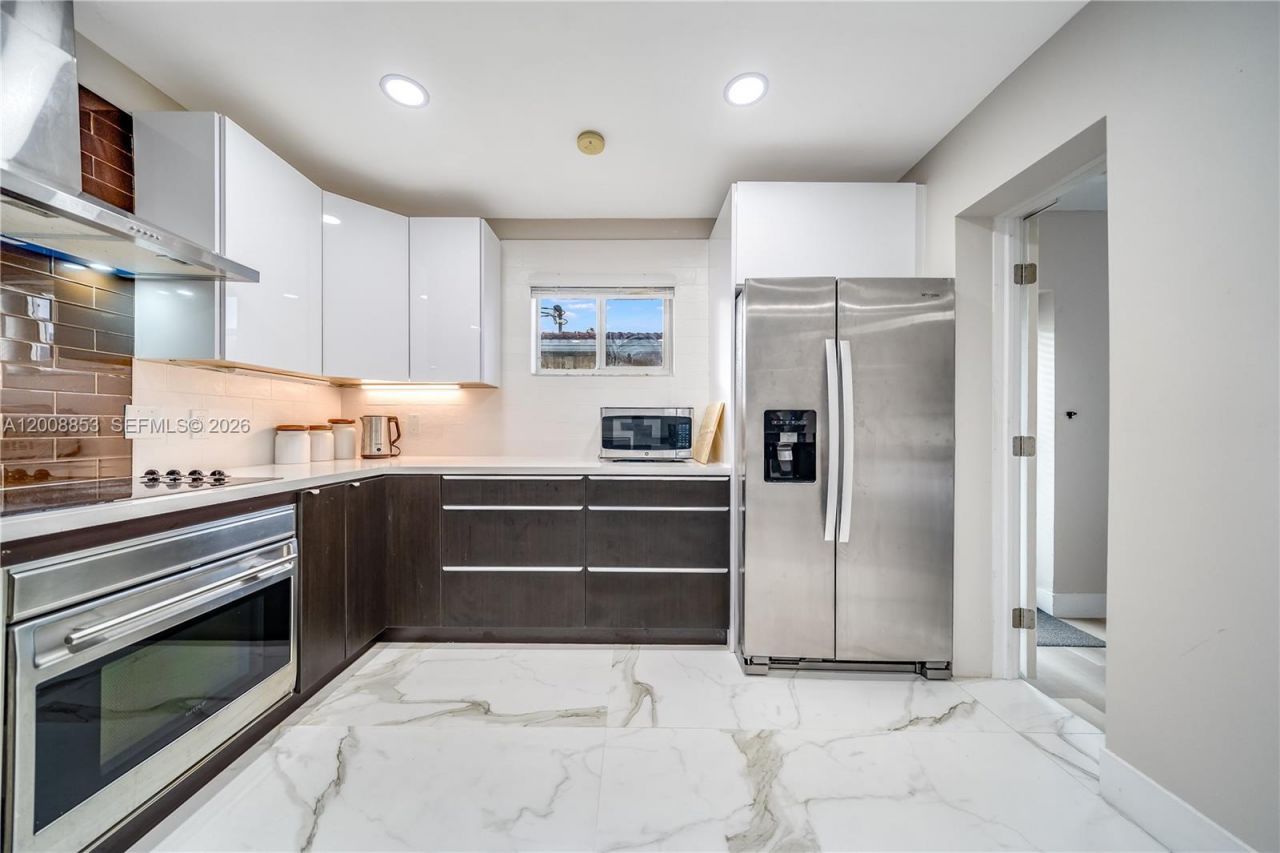 1940 NE 62nd St, Fort Lauderdale, FL 33308 Photo