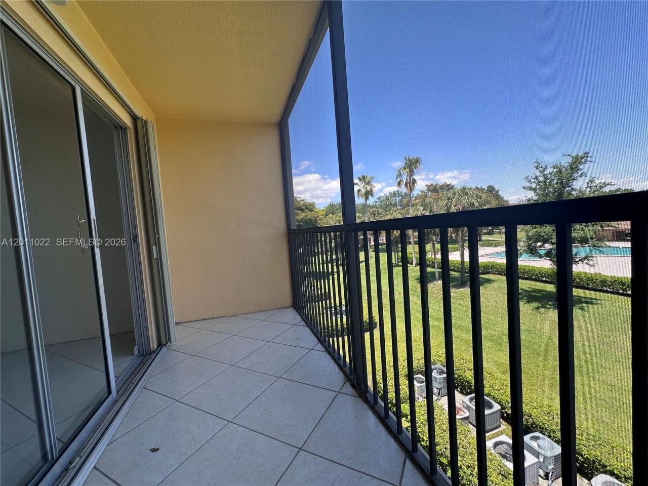 13455 SW 16th Ct, Unit 311F, Pembroke Pines, FL 33027 Photo