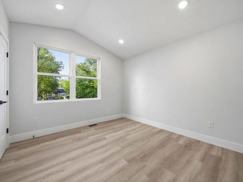 3733 Genessee Avenue, Columbus, OH 43219 Photo 31