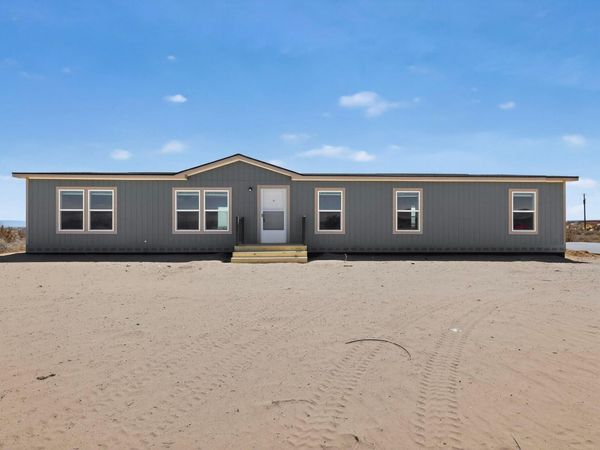 1406 3rd Avenue NW, Rio Rancho, NM 87124