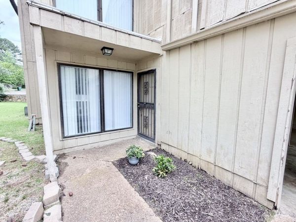 8406 ROCKCREEK PKY, Unit 35, Memphis, TN 38016