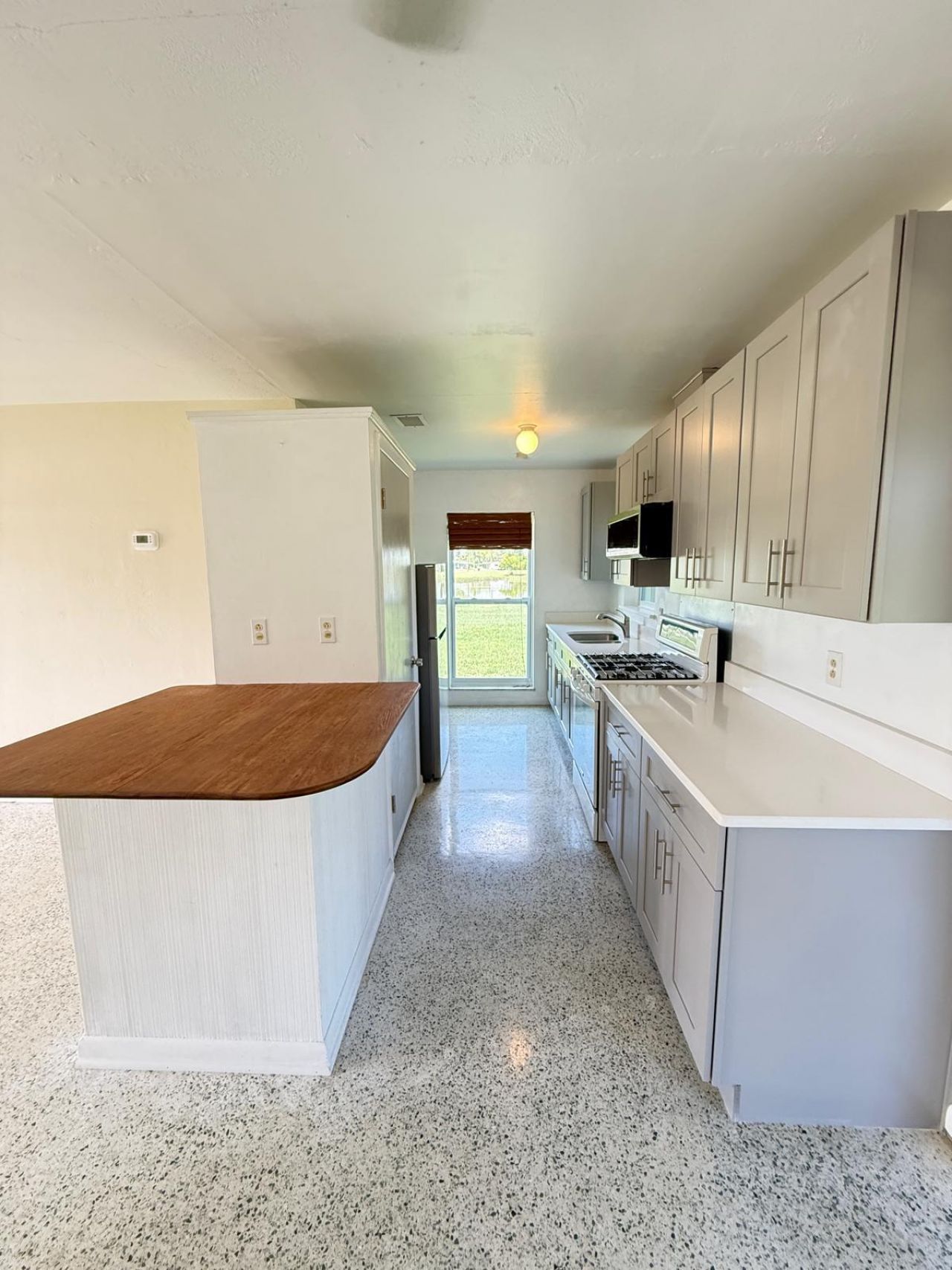 3231 SE Monte Vista Street, Port Saint Lucie, FL 34952 Photo