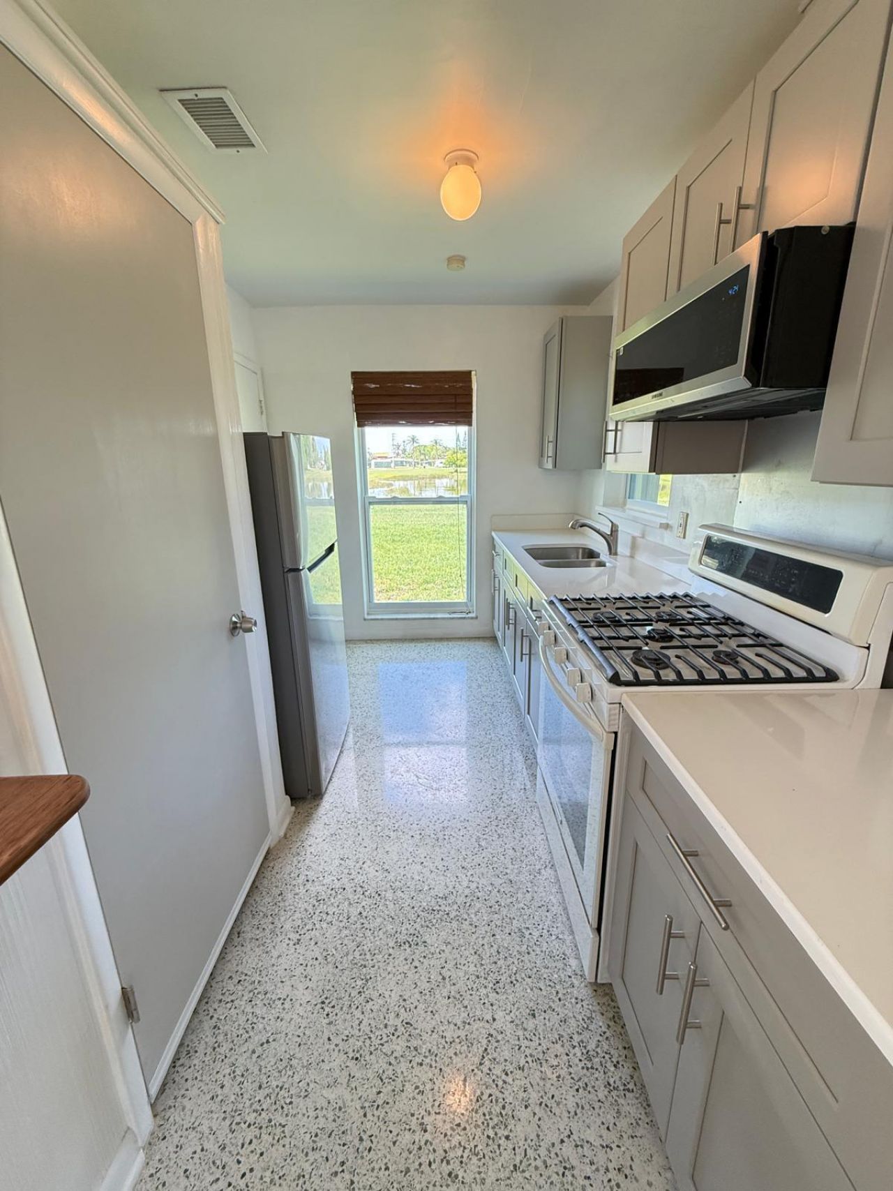 3231 SE Monte Vista Street, Port Saint Lucie, FL 34952 Photo