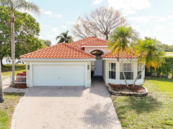 10789 Barque Court, Boca Raton, FL 33498