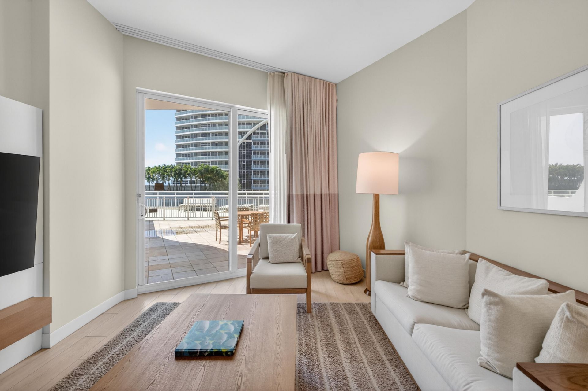 505 N Fort Lauderdale Beach Boulevard, Unit 605, Fort Lauderdale, FL 33304 Photo
