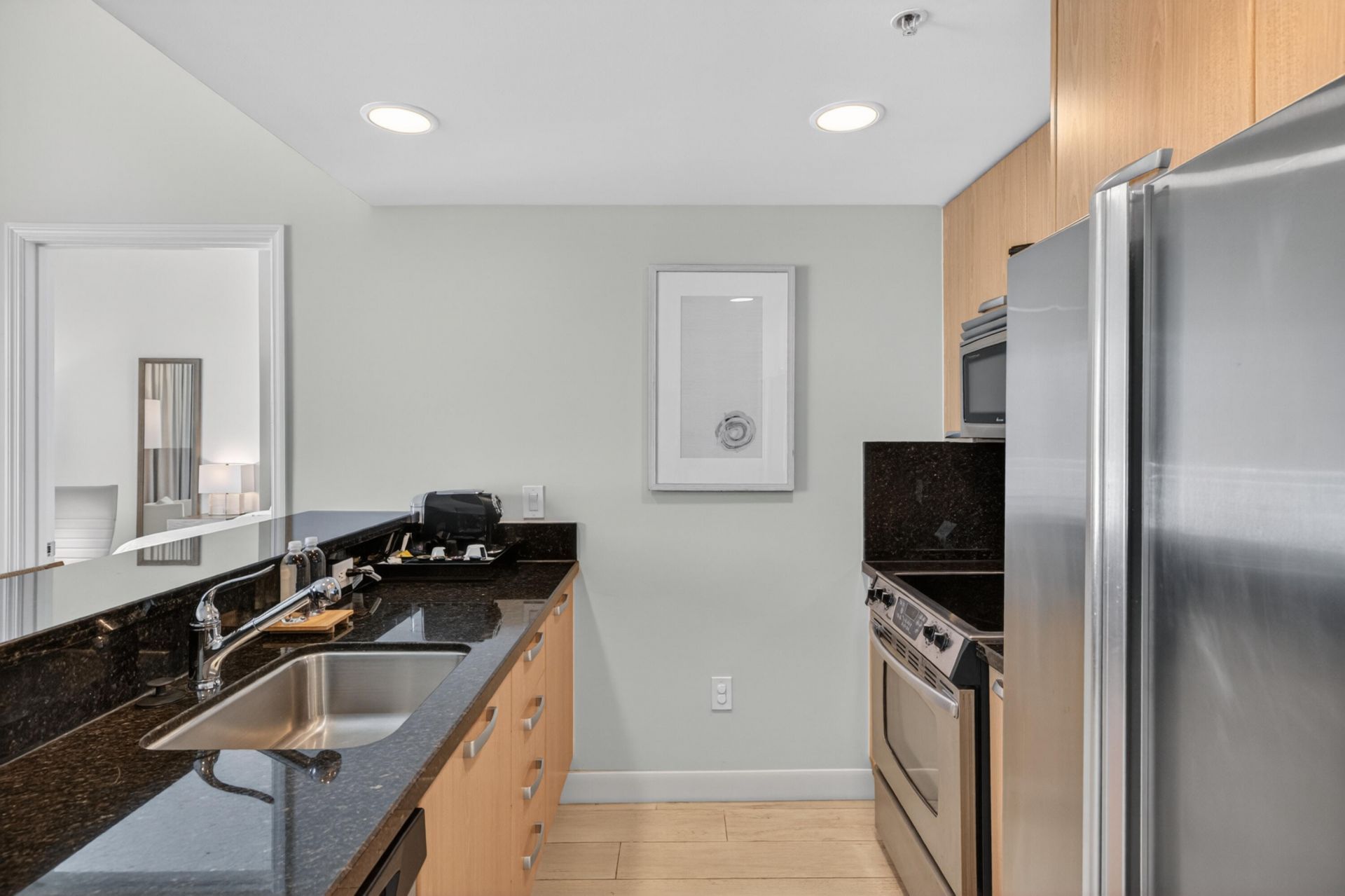 505 N Fort Lauderdale Beach Boulevard, Unit 605, Fort Lauderdale, FL 33304 Photo