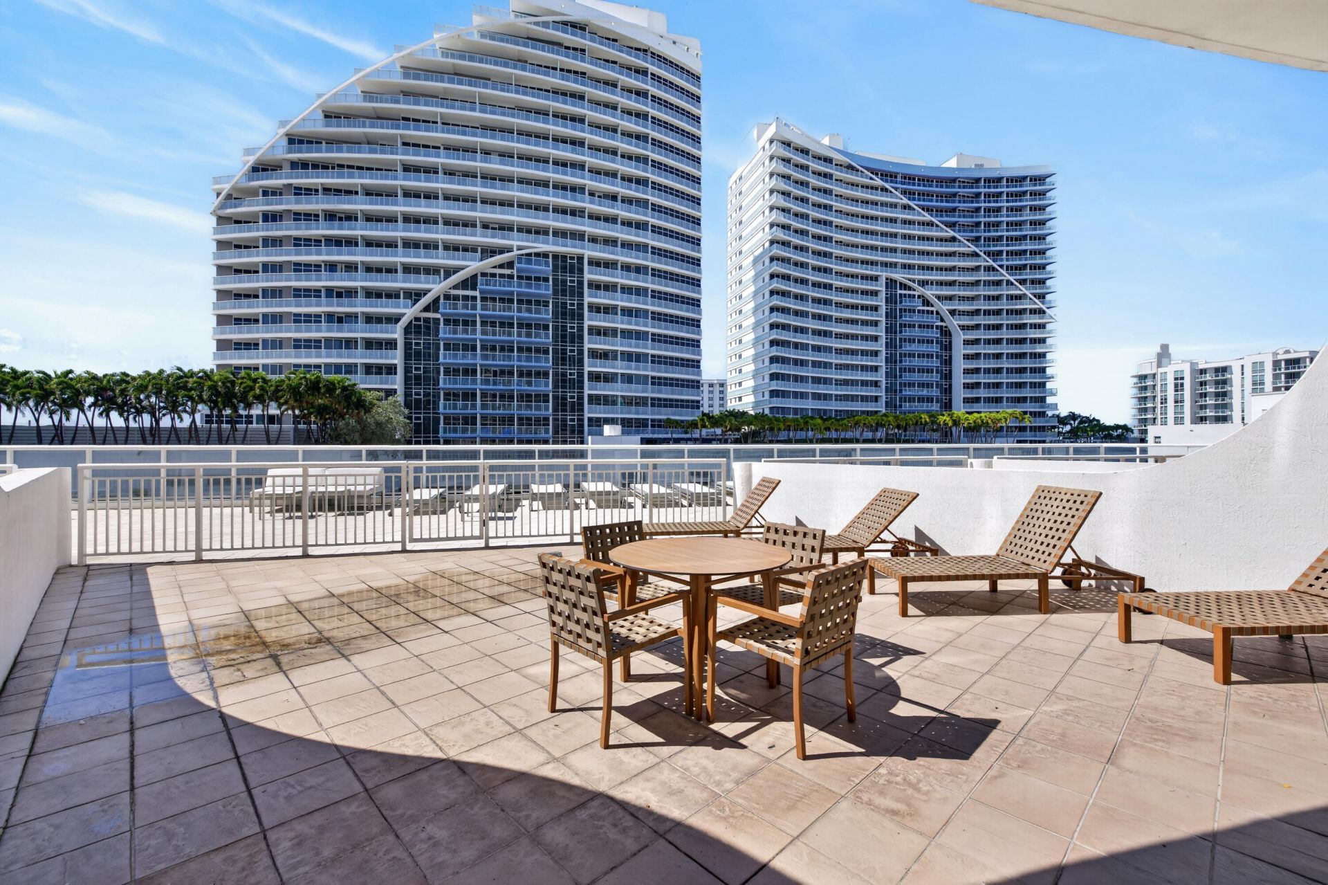 505 N Fort Lauderdale Beach Boulevard, Unit 605, Fort Lauderdale, FL 33304 Photo