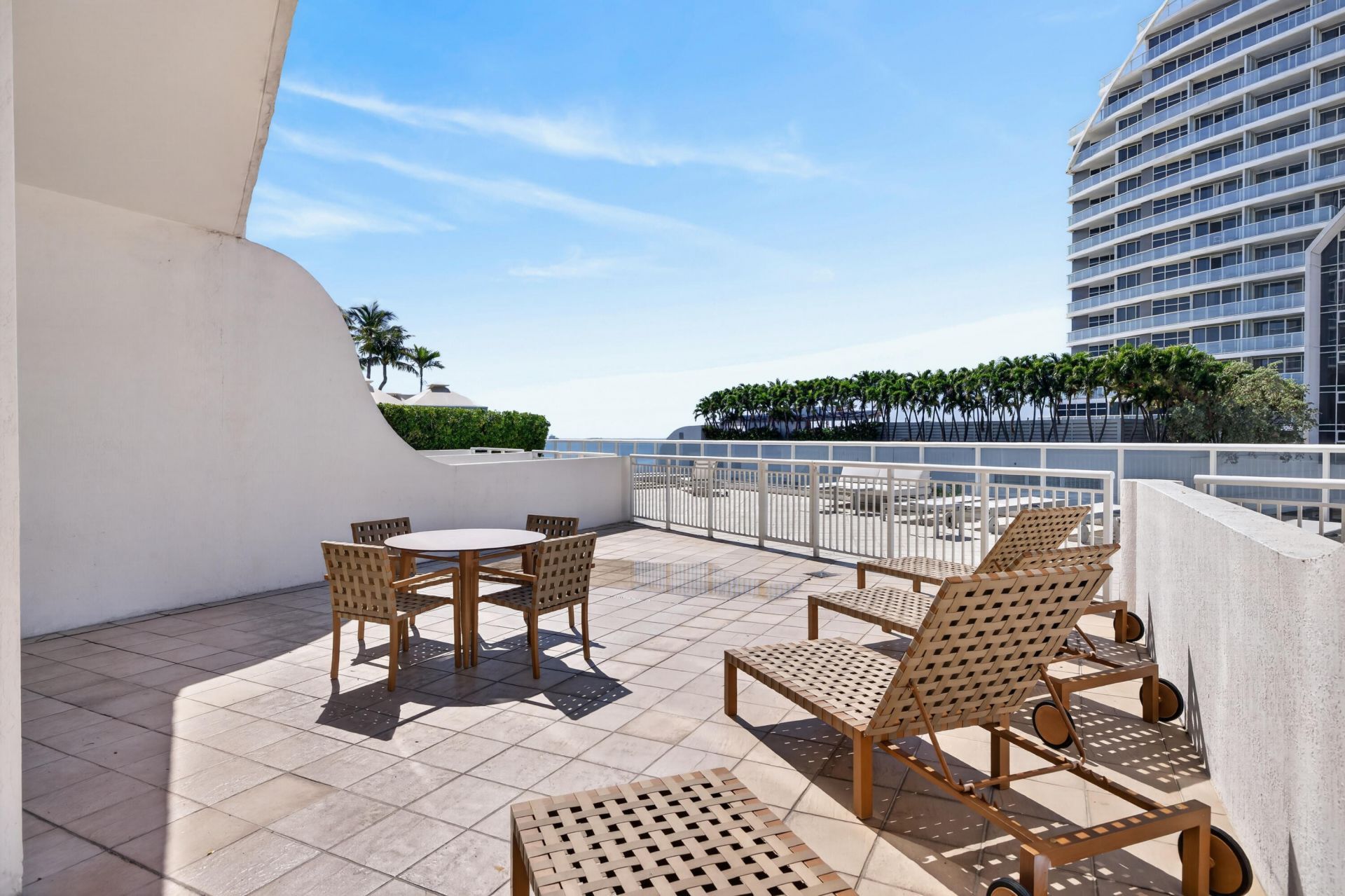 505 N Fort Lauderdale Beach Boulevard, Unit 605, Fort Lauderdale, FL 33304 Photo