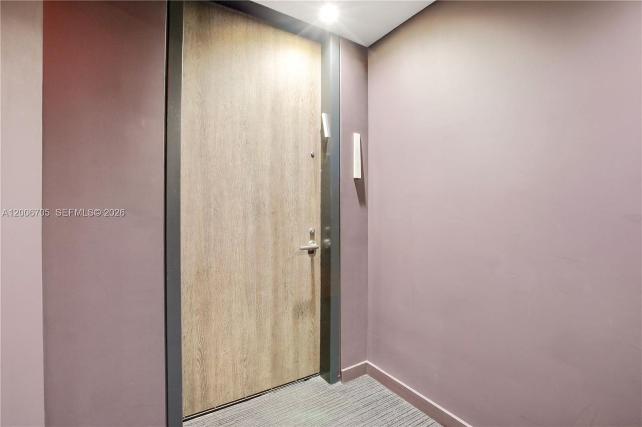 68 SE 6th St, Unit 2701, Miami, FL 33131 Photo