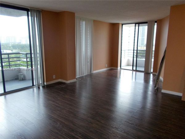 3300 NE 191st St , Unit 912, Aventura, FL 33180