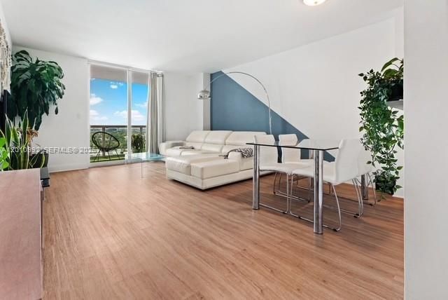 1800 N Bayshore Dr, Unit 1604, Miami, FL 33132 Photo