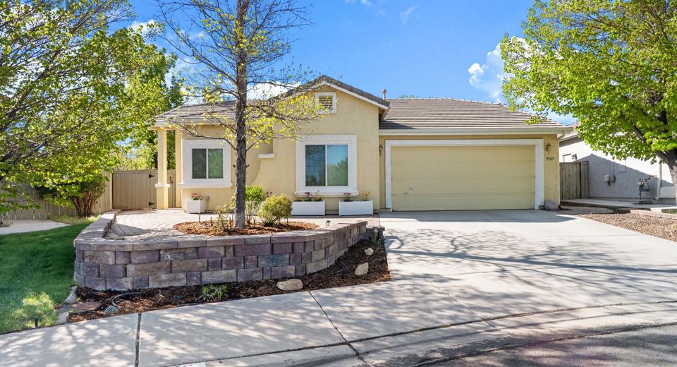 9585 Navigator Drive, Reno, NV 89521 Photo
