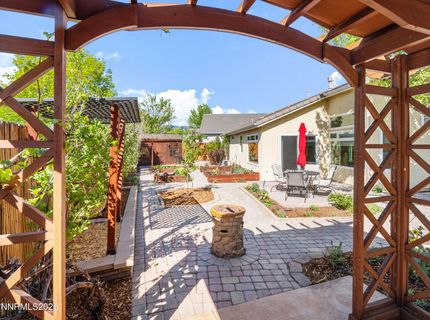 9585 Navigator Drive, Reno, NV 89521 Photo