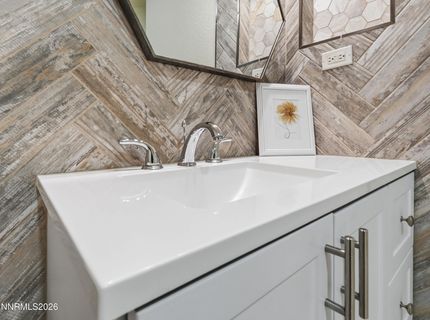 9585 Navigator Drive, Reno, NV 89521 Photo