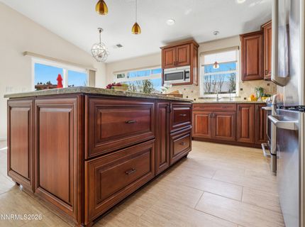 9585 Navigator Drive, Reno, NV 89521 Photo
