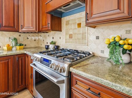 9585 Navigator Drive, Reno, NV 89521 Photo