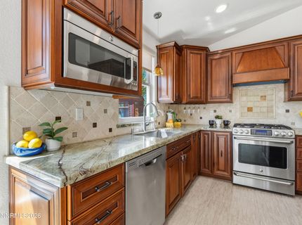 9585 Navigator Drive, Reno, NV 89521 Photo