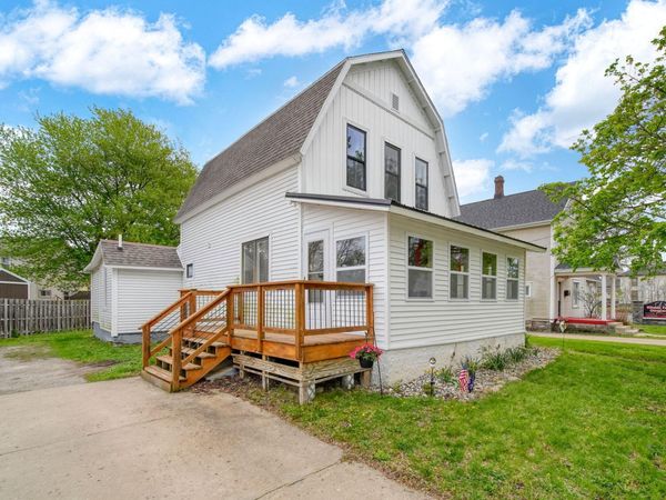 81 Hillsdale Street, Hillsdale, MI 49242
