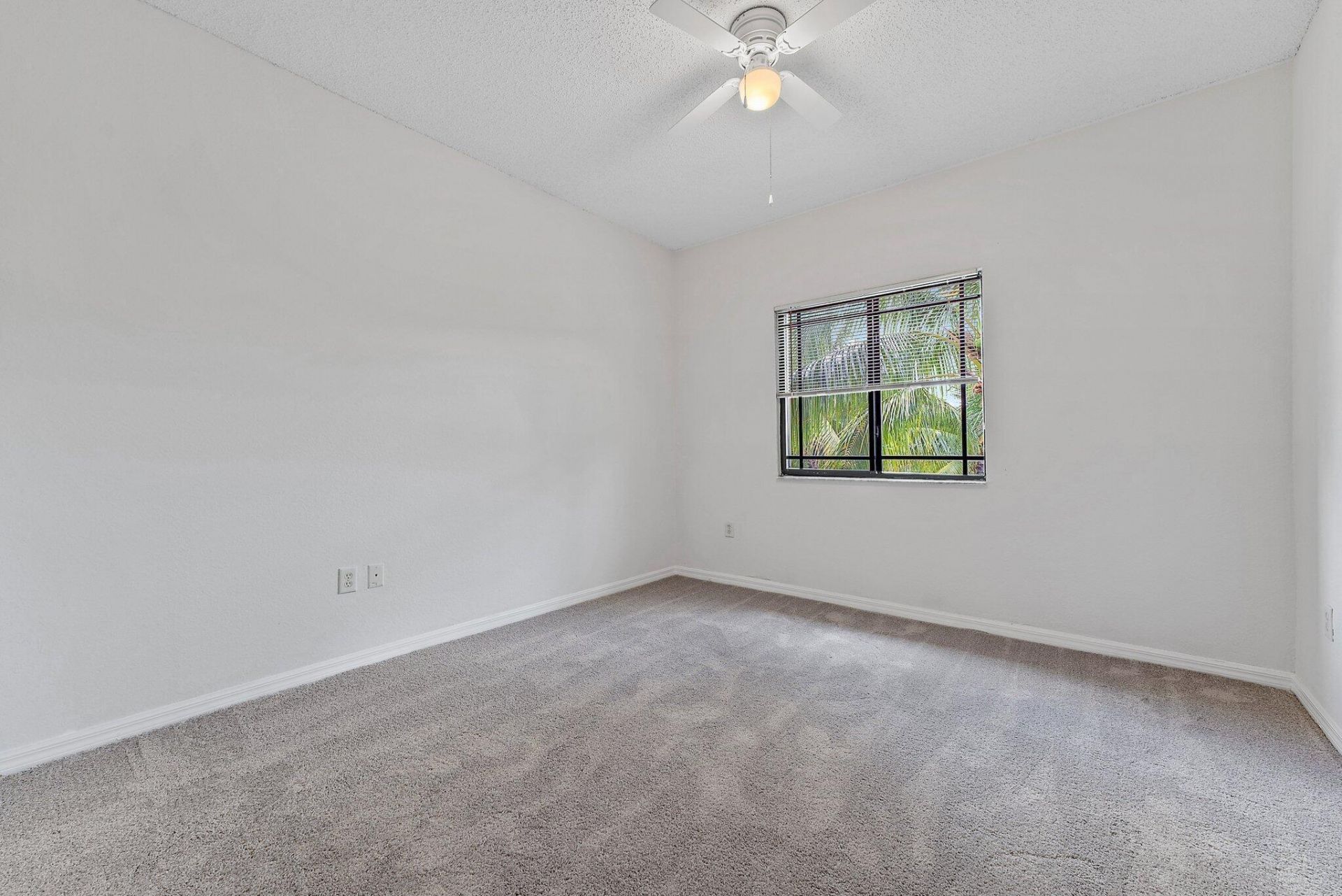2727 Anzio Court, Unit 301, Palm Beach Gardens, FL 33410 Photo