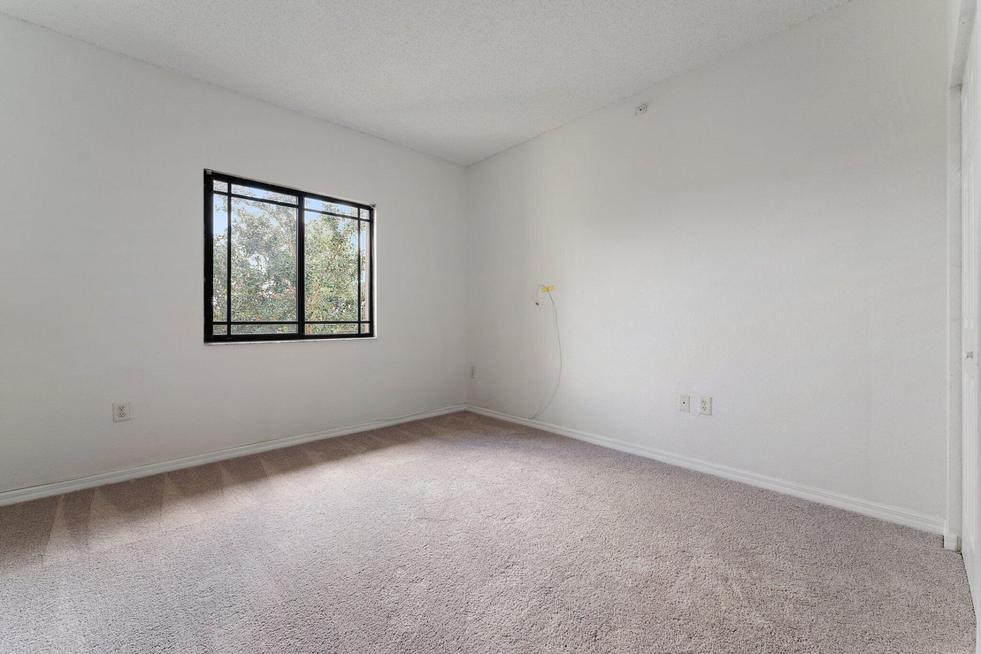 2727 Anzio Court, Unit 301, Palm Beach Gardens, FL 33410 Photo