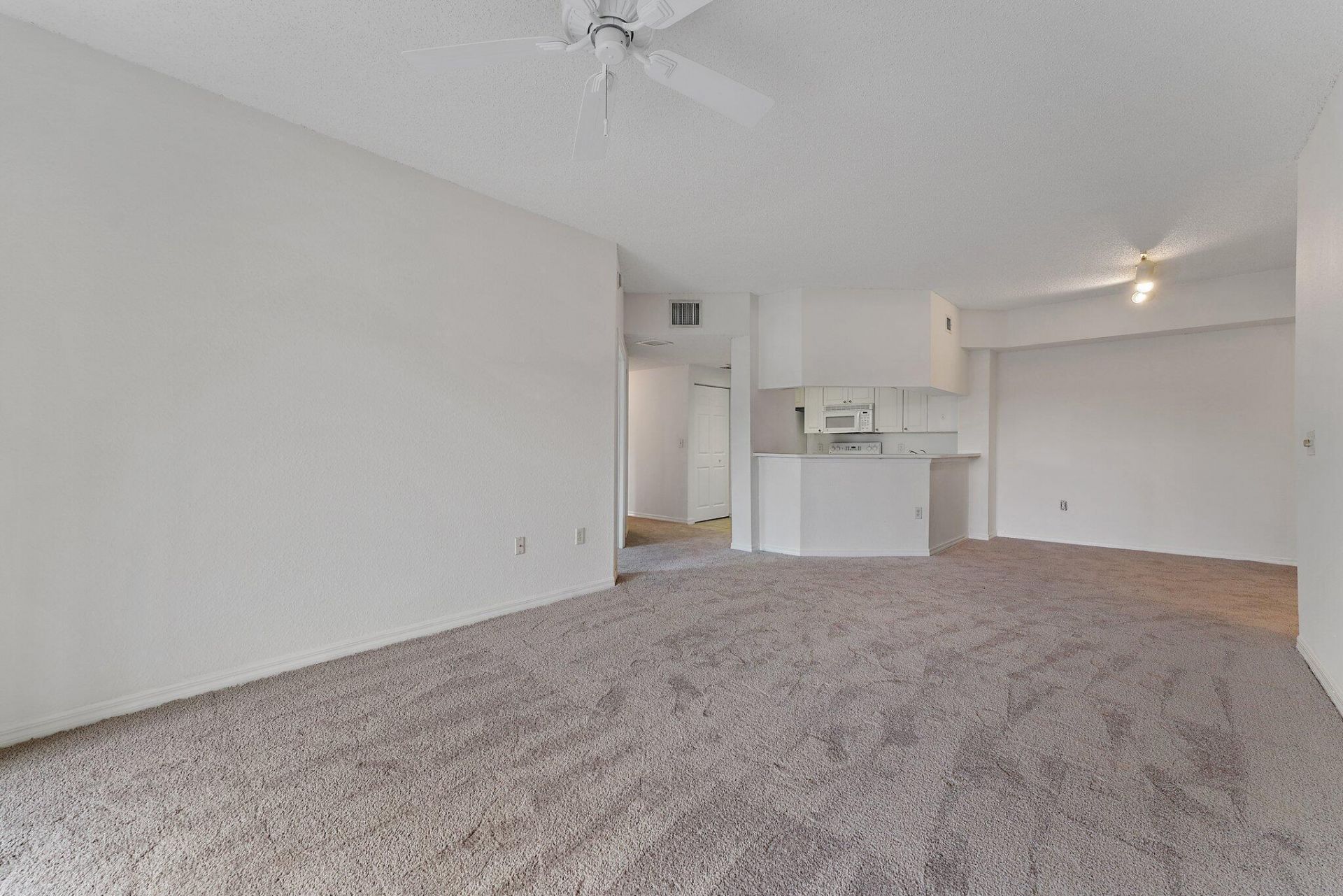 2727 Anzio Court, Unit 301, Palm Beach Gardens, FL 33410 Photo