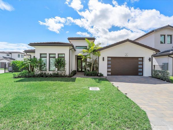 3502 N Ashwood Cir Circle N, Hollywood, FL 33312