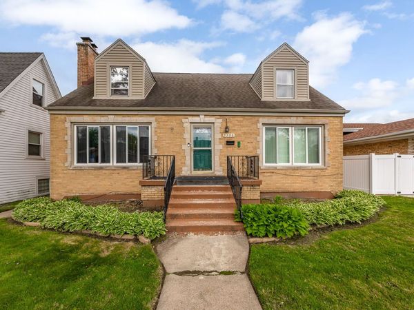 9306 S 54th Avenue , Oak Lawn, IL 60453