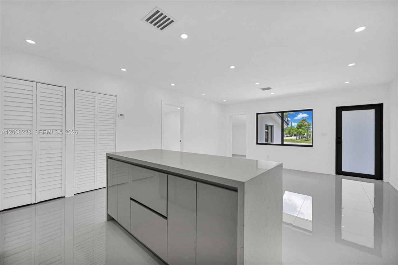 18530 NW 42nd Ave , Miami Gardens, FL 33055 Photo