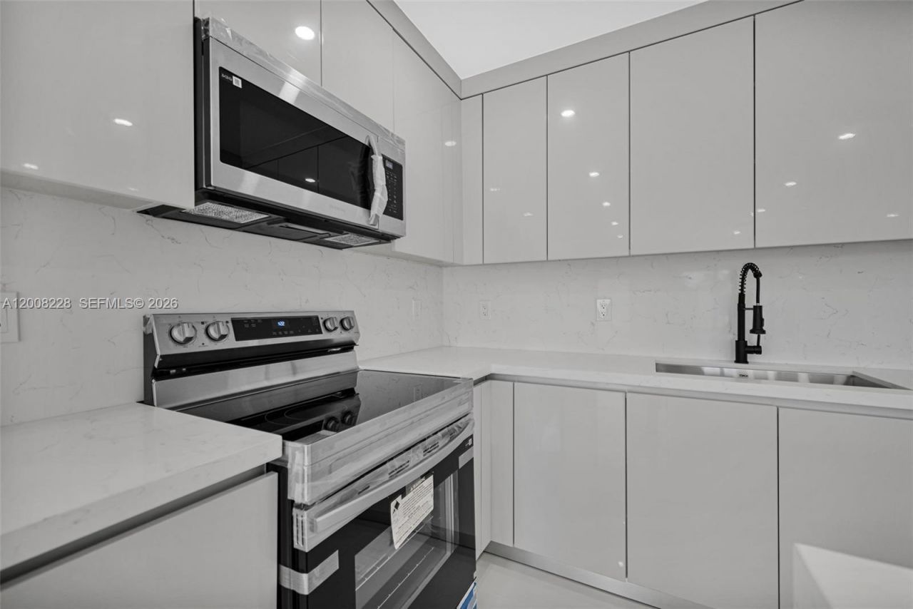 18530 NW 42nd Ave , Miami Gardens, FL 33055 Photo