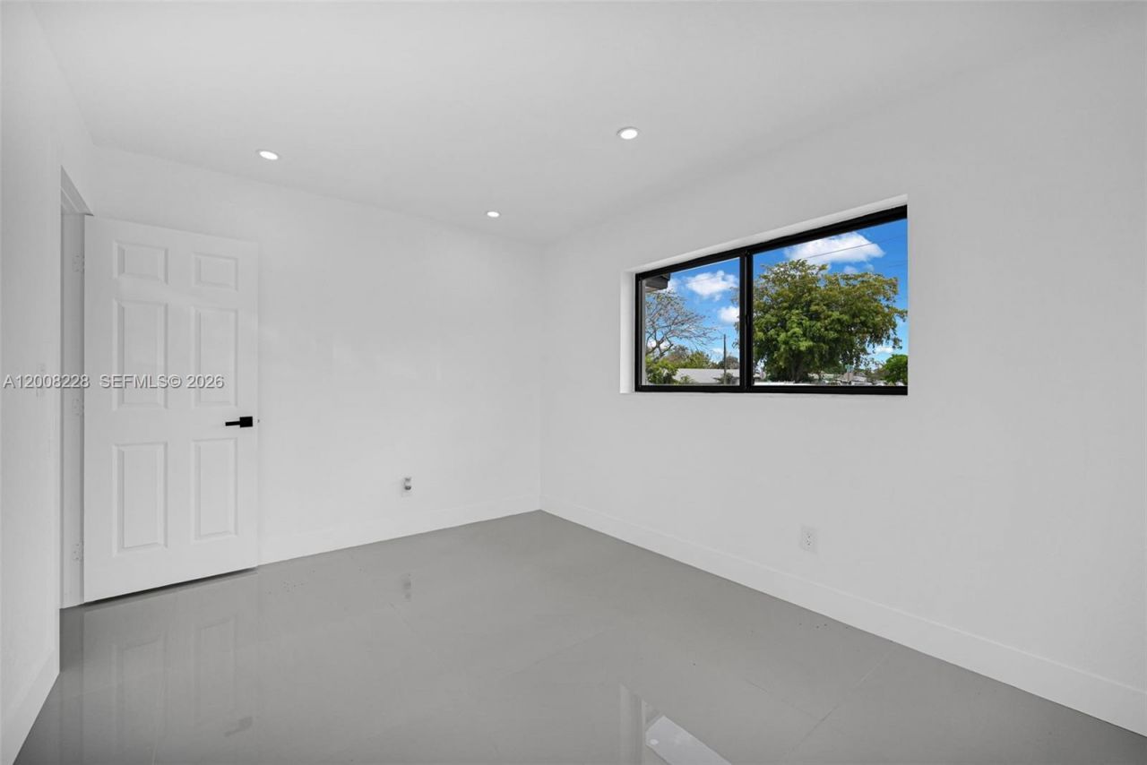 18530 NW 42nd Ave , Miami Gardens, FL 33055 Photo