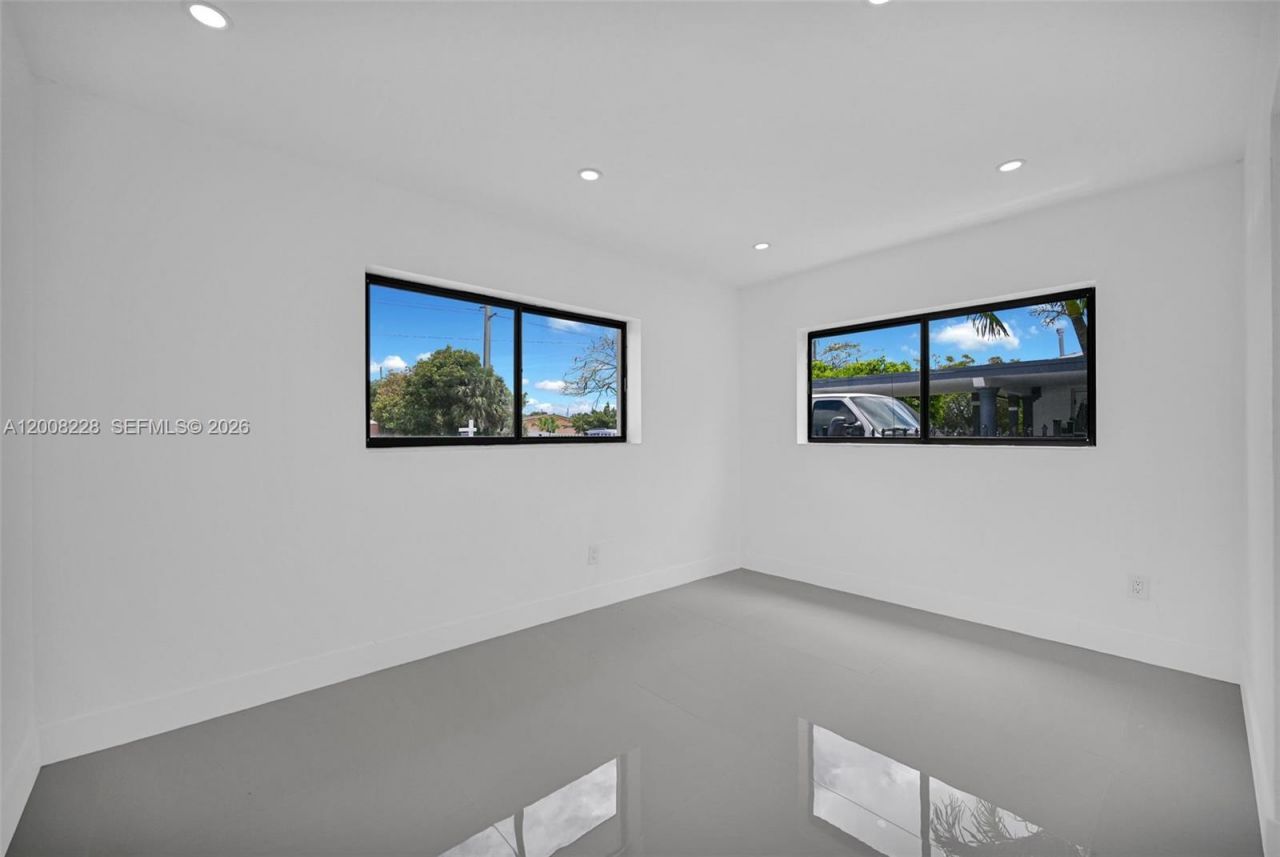 18530 NW 42nd Ave , Miami Gardens, FL 33055 Photo