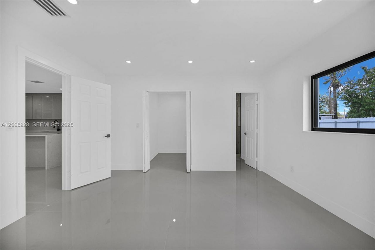 18530 NW 42nd Ave , Miami Gardens, FL 33055 Photo
