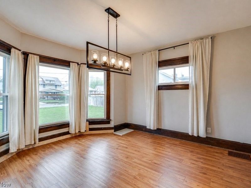 3027 Glen Place NW, Canton, OH 44708 Photo 11