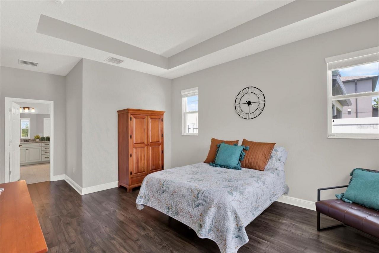 31601 Holton Court , Wesley Chapel, FL 33545 Photo