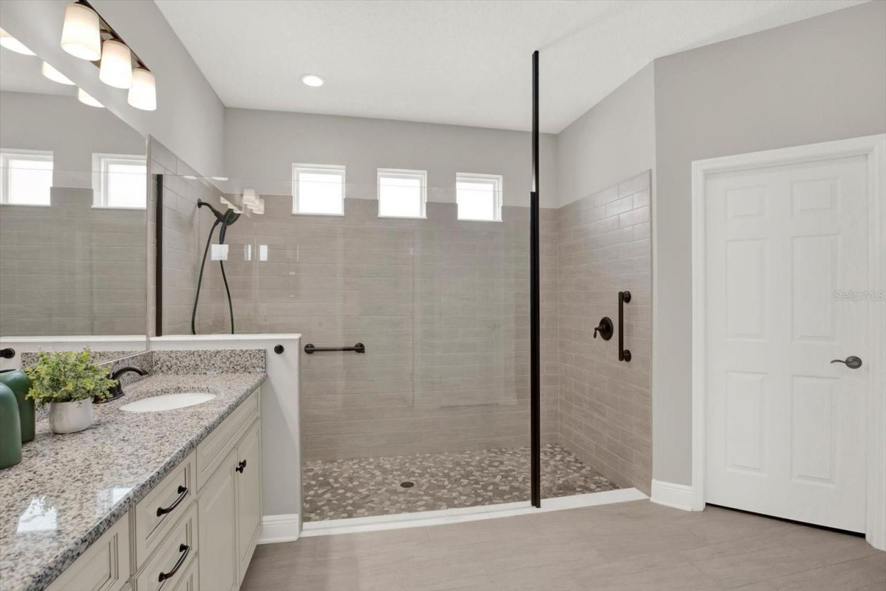 31601 Holton Court , Wesley Chapel, FL 33545 Photo