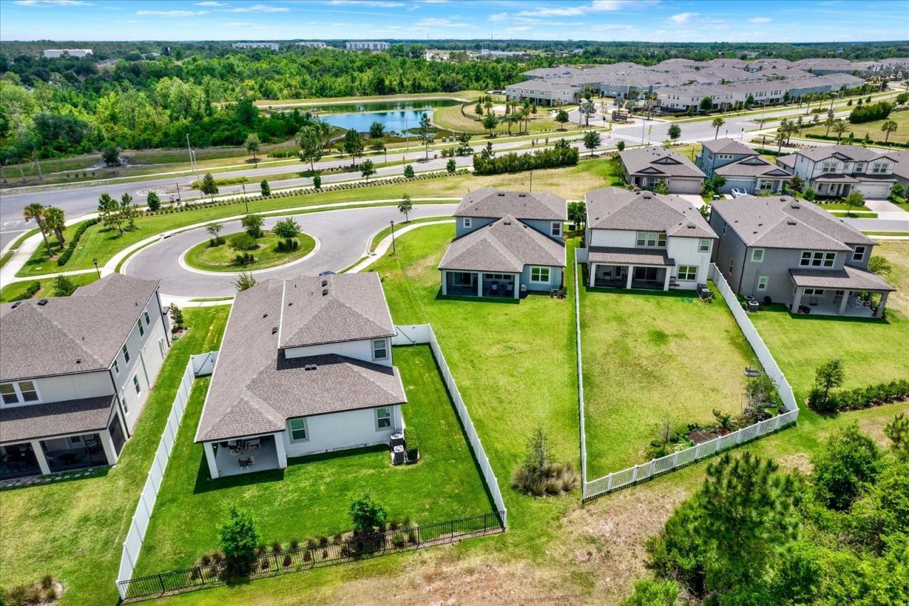 31601 Holton Court , Wesley Chapel, FL 33545 Photo