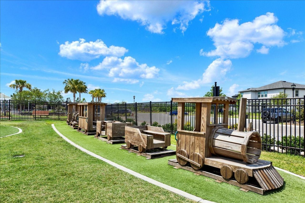 31601 Holton Court , Wesley Chapel, FL 33545 Photo