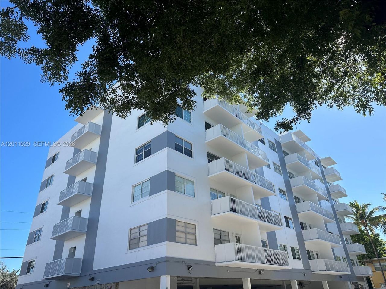 1130 11th St, Unit 4E, Miami Beach, FL 33139 Photo
