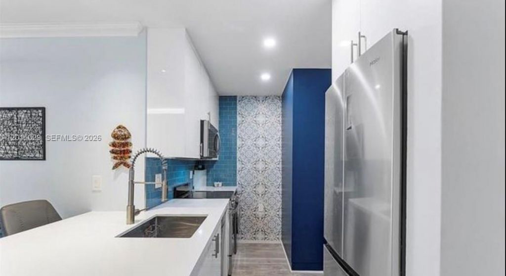 1130 11th St, Unit 4E, Miami Beach, FL 33139 Photo