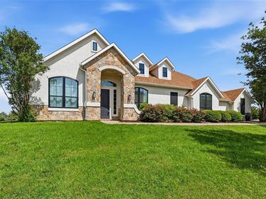 10400 Los Rios Drive, Fort Worth, TX 76179