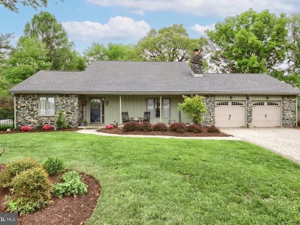 9 KILDORE COURT, YORK, PA 17404