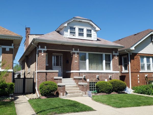 5028 W Parker Avenue , Chicago, IL 60639
