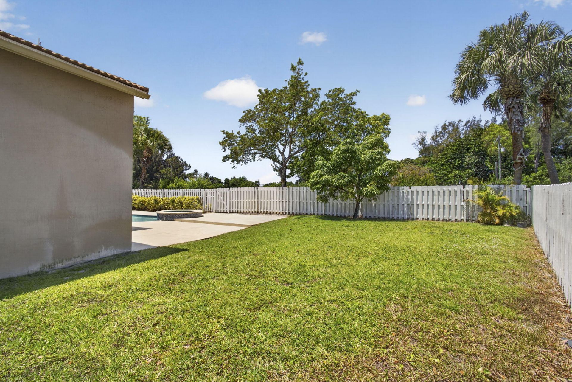6263 Shadow Tree Lane, Lake Worth, FL 33463 Photo