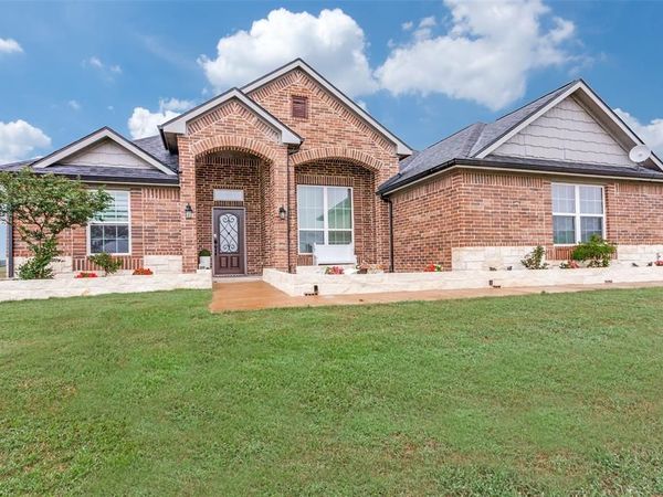 8624 Tucker Drive, Godley, TX 76044