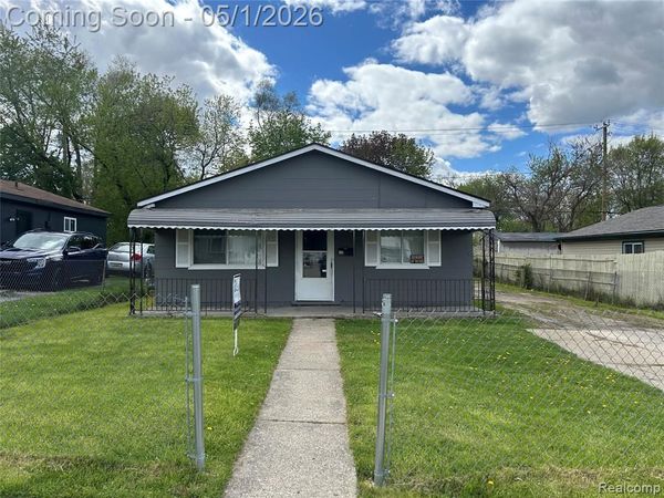 805 Kettering Avenue, Pontiac, MI 48340