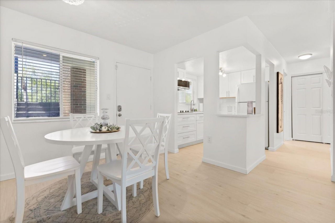 2425 Flamingo Boulevard, Unit K28, Bradenton, FL 34207 Photo