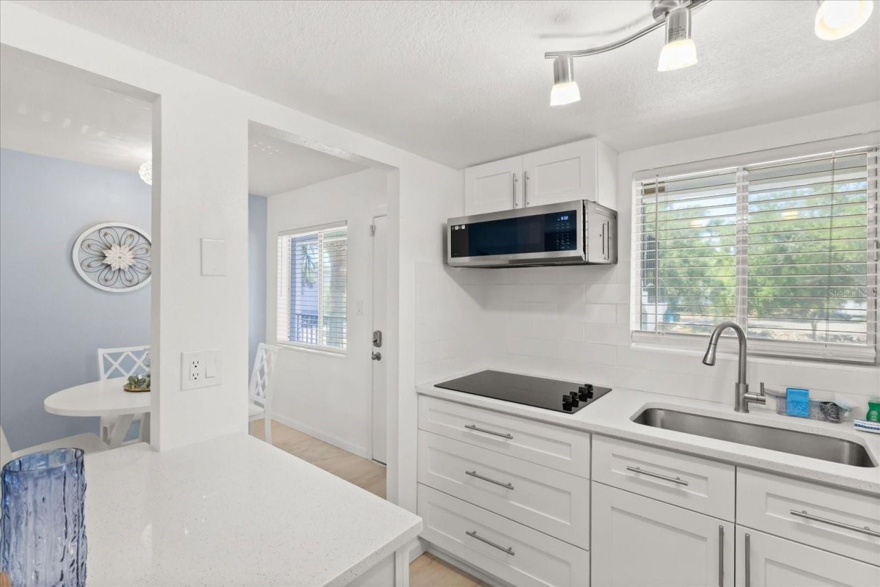 2425 Flamingo Boulevard, Unit K28, Bradenton, FL 34207 Photo
