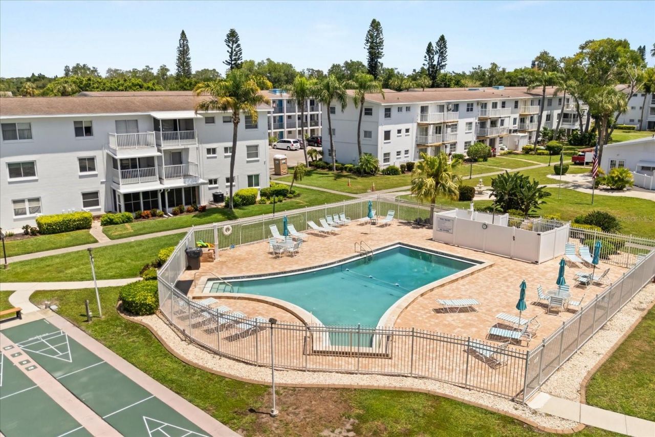 2425 Flamingo Boulevard, Unit K28, Bradenton, FL 34207 Photo