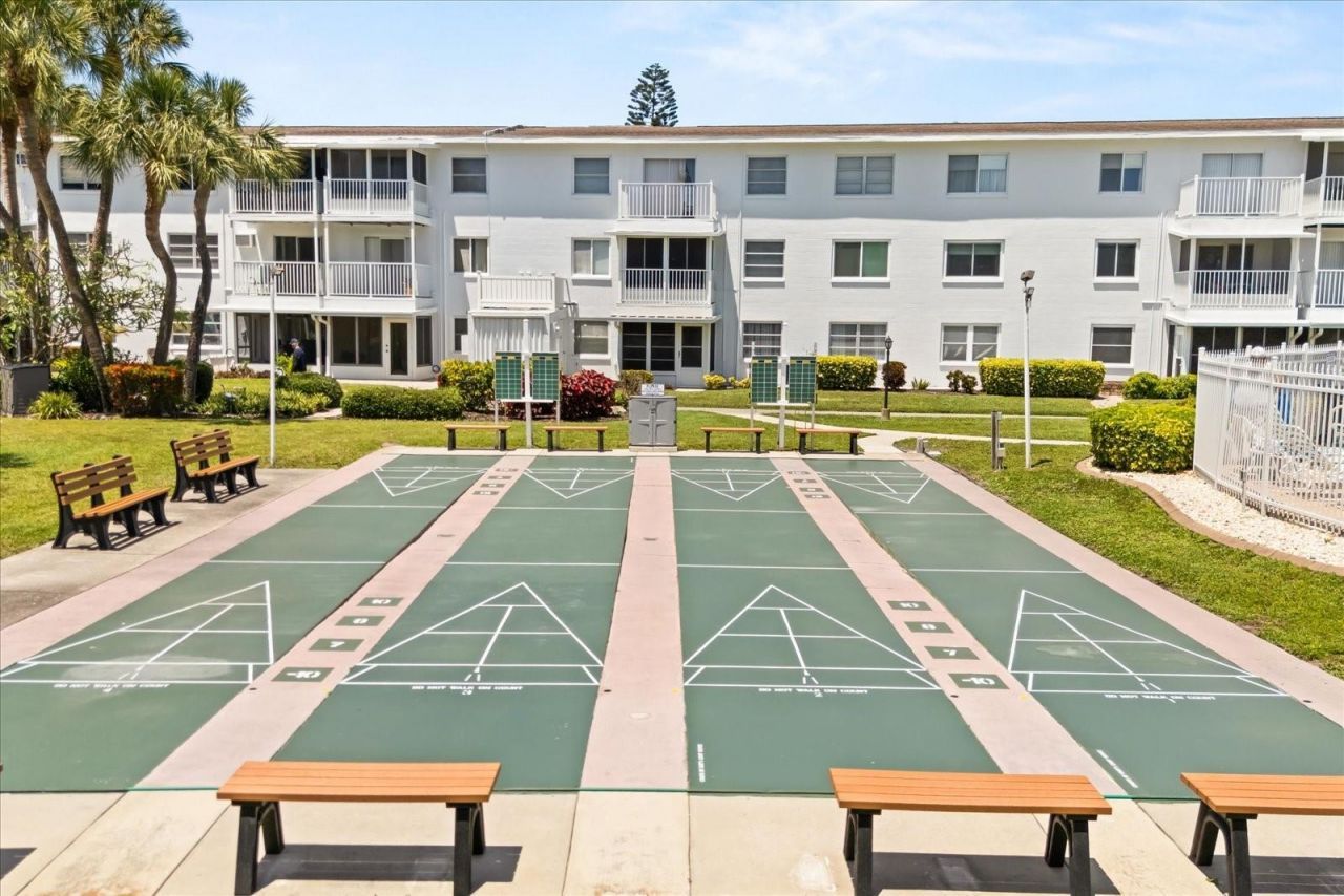 2425 Flamingo Boulevard, Unit K28, Bradenton, FL 34207 Photo