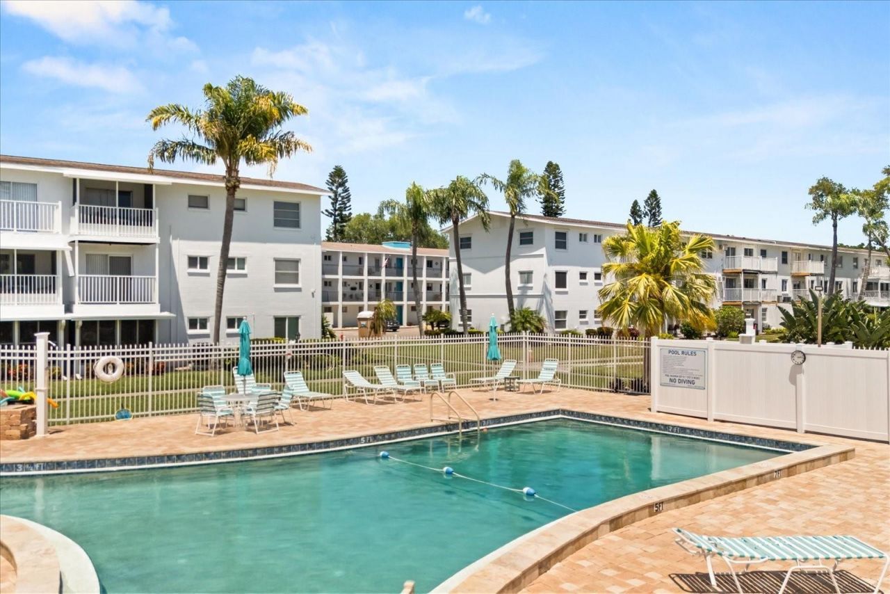 2425 Flamingo Boulevard, Unit K28, Bradenton, FL 34207 Photo